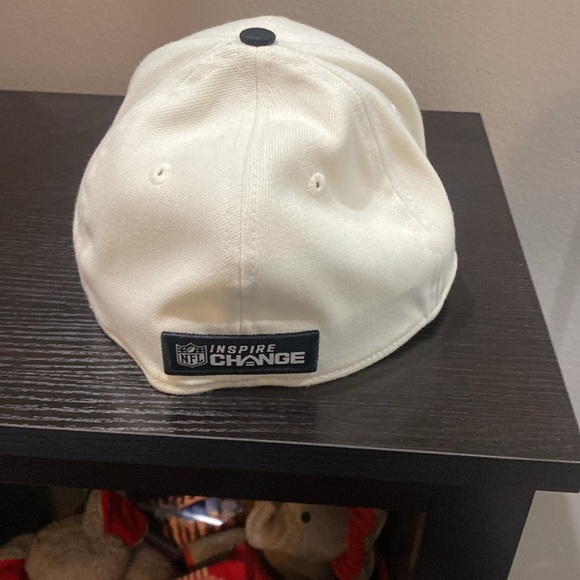 Detroit Lions Inspire Change Hat - Picture 2 of 5